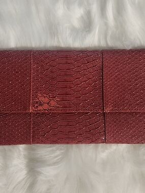 Red Snake-Embossed Women's Clutch